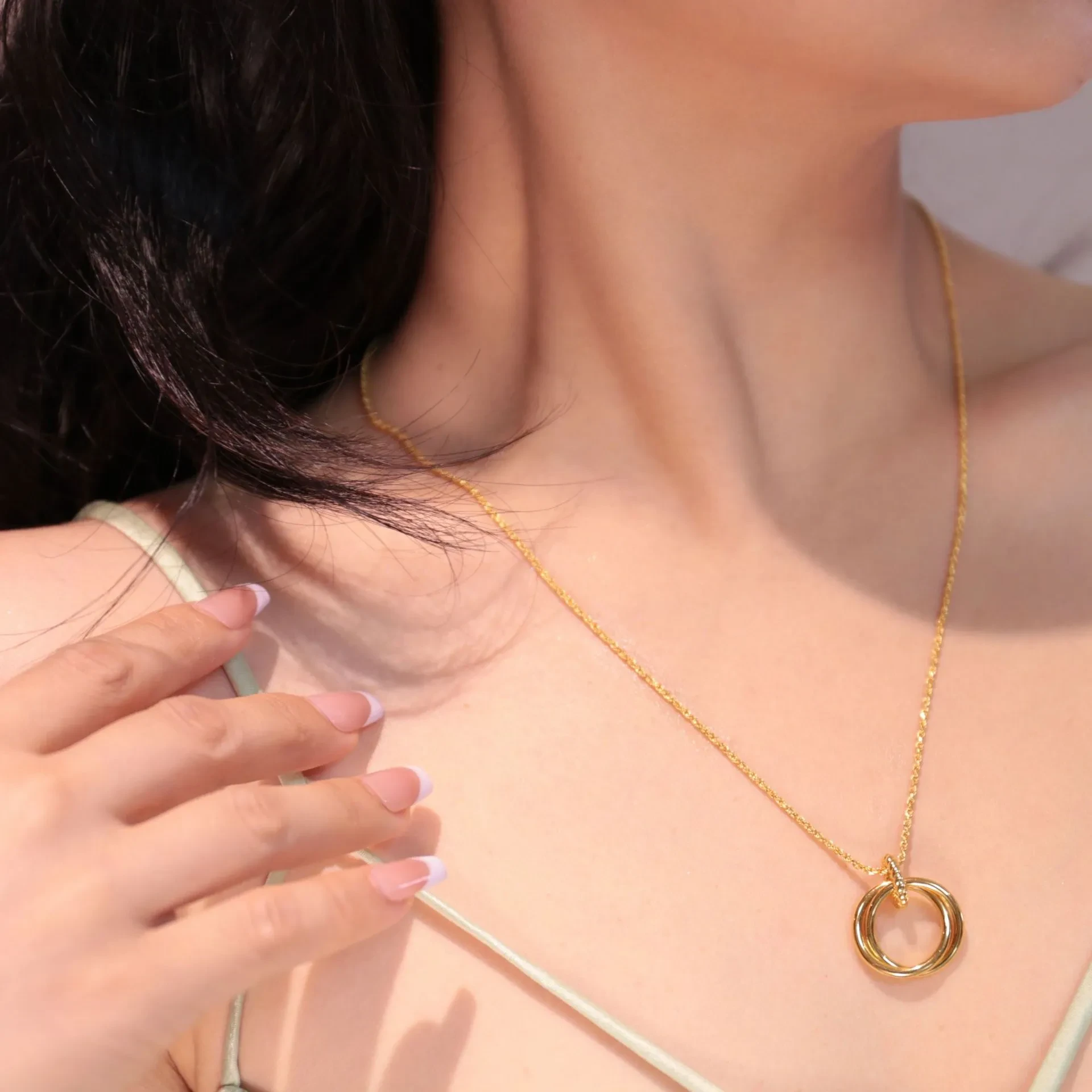 Retro Affordable Luxury Advanced Simple Style Design Double Ring Circle Necklace