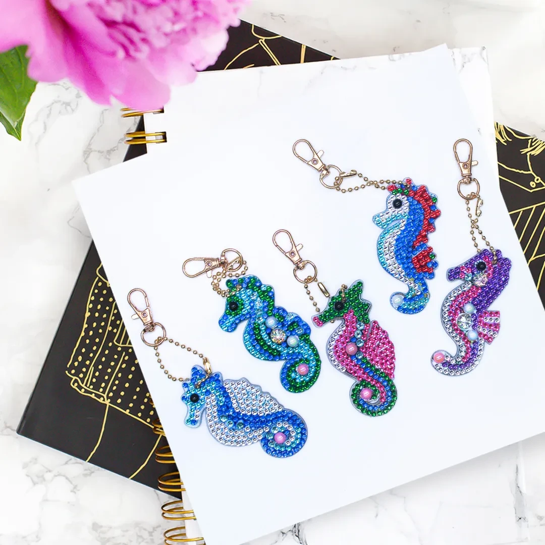 Full Diamond Handmade DIY Diamond Painting Seahorse Keychain