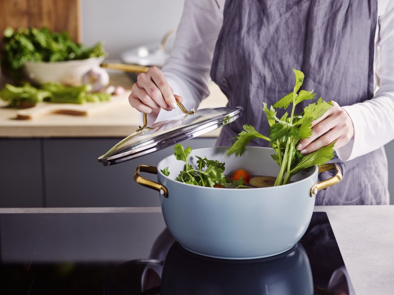 Padova Smokey Blue Covered Casserole 24cm/4.7L - GreenPan