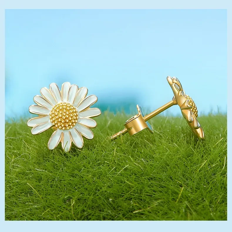 Spring Cream Green Stud Earrings Women