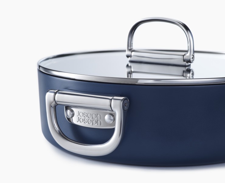 Space 28cm/5qt Non-Stick Induction Shallow Casserole & Lid - Joseph Joseph
