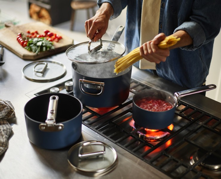 Space 15cm/1.4qt Non-Stick Induction Saucepan & Lid - Joseph Joseph