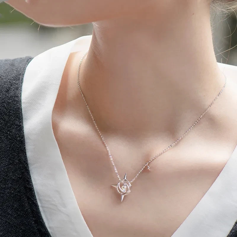 Frosty Wind Clavicle Chain Necklace Pendant