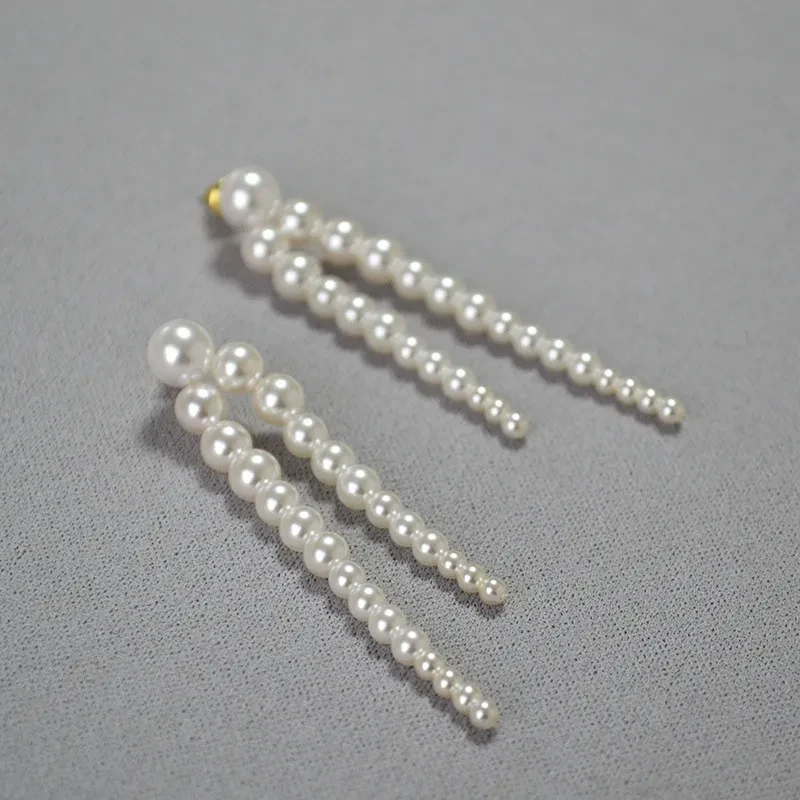 Pearl Gradient Size Tassel Earrings