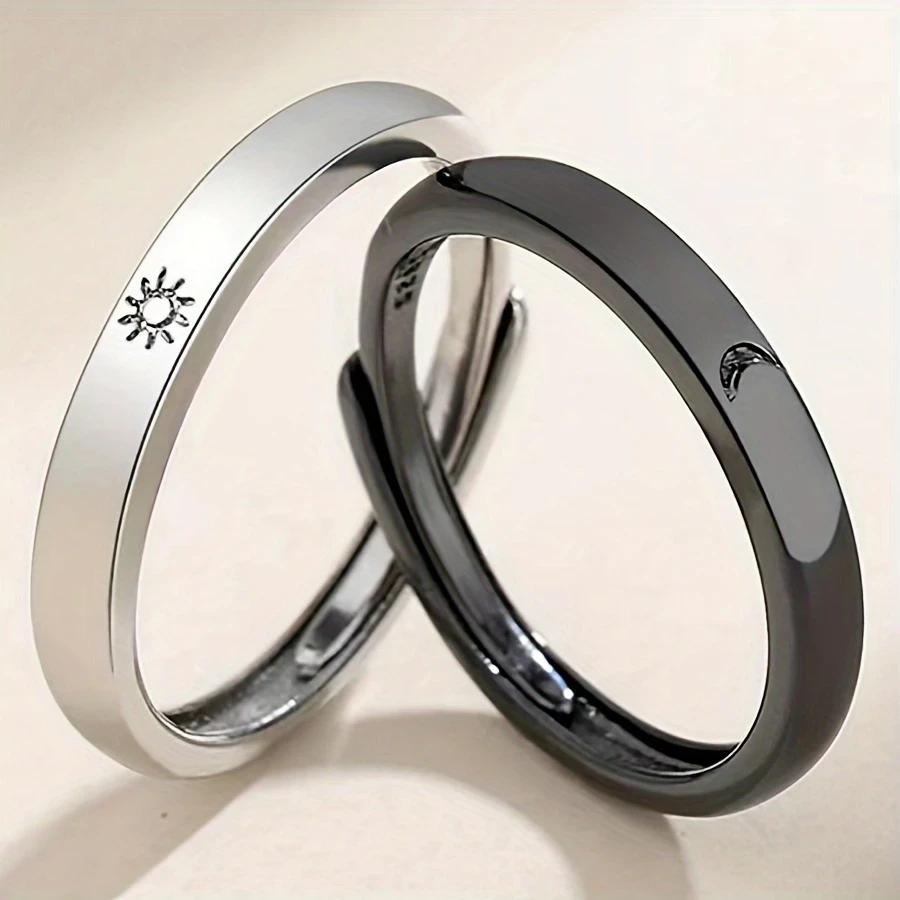 Set of 2 Sun and Moon Couple Rings | Adjustable Open Matching Rings for Lovers | Ideal for Valentine's Day, Christmas & Special Gifts