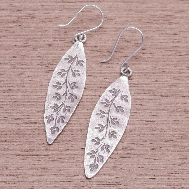 Retro Bohemian Leaf-shaped Earring European And American