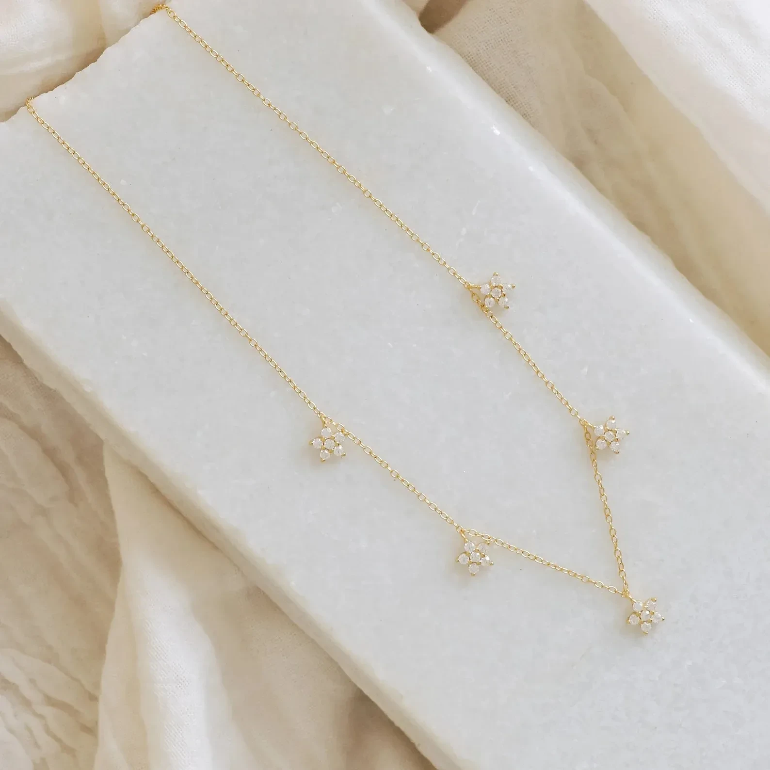 All-matching Graceful Simple Necklace Women