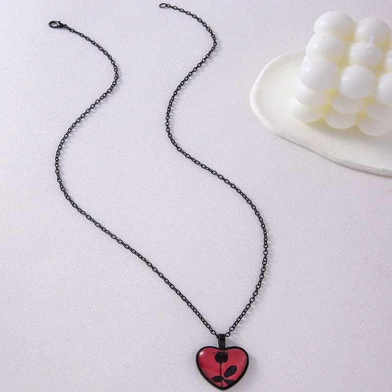 Vintage Black Rose Pattern Glass Necklace