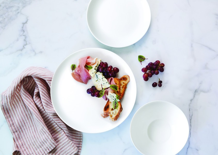 White Coupe Glass Dinner Plate 25cm - Wiltshire