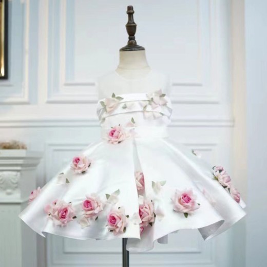 White Three-dimensional Flower Girls' Sleeveless Dress