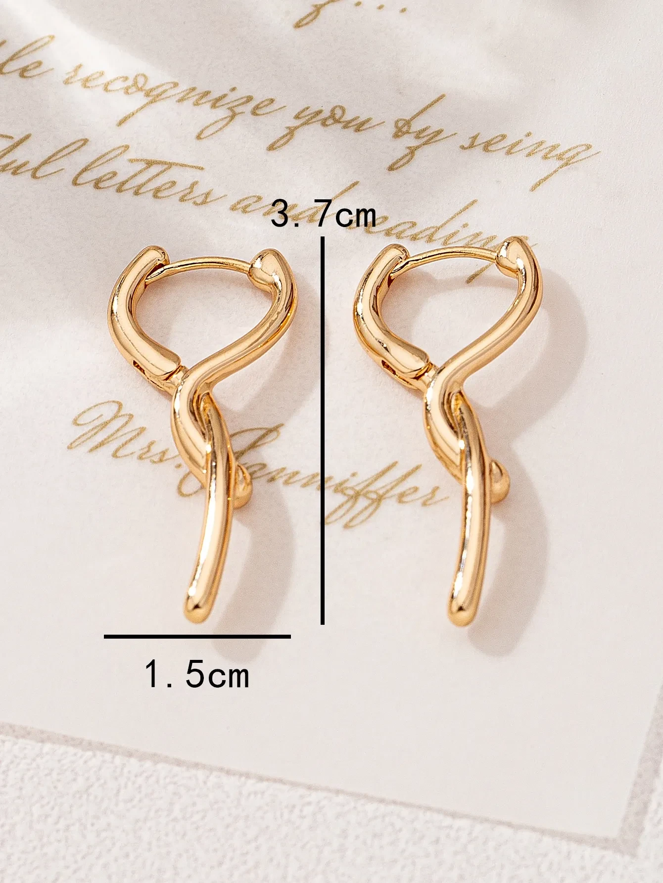 Fashion Simple Twist Ear Clip Advanced Sense