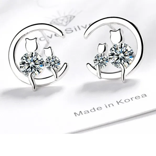 Women's Sweet Single Diamond Cat Ear Studs