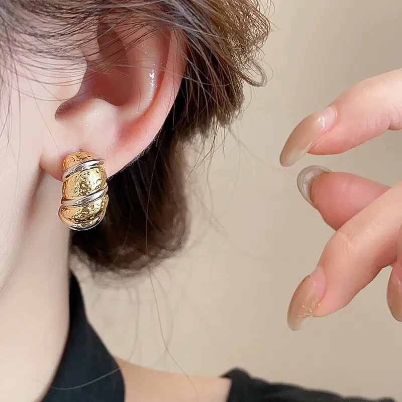 Real Gold Plated Silver Needle Pleated Croissant Stud Earrings Retro
