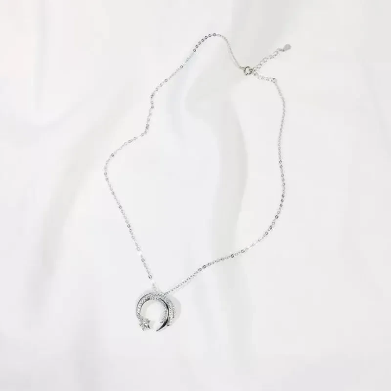Fashion Girl Clavicle Chain With Diamonds