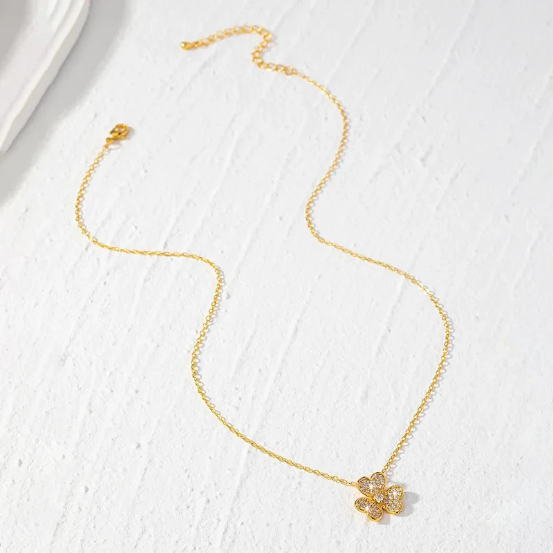 Personalized Simple Lucky Clover Pendant Necklace