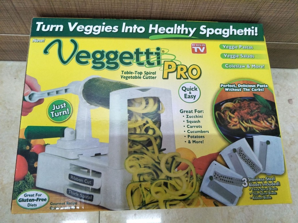 Multifunctional Spiral Vegetable Cutting Grater Hand-cranking Three-in-one Rotating Vegetable Cutter