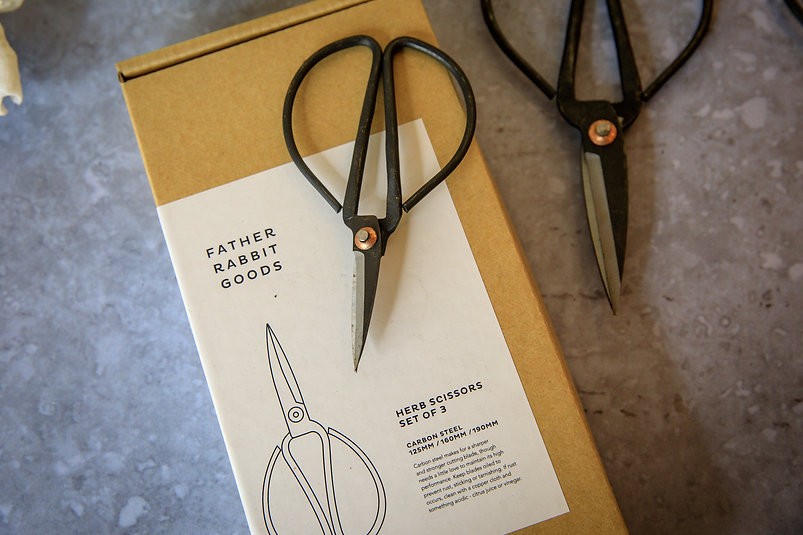 Father Rabbit - Set of 3 plant scissors