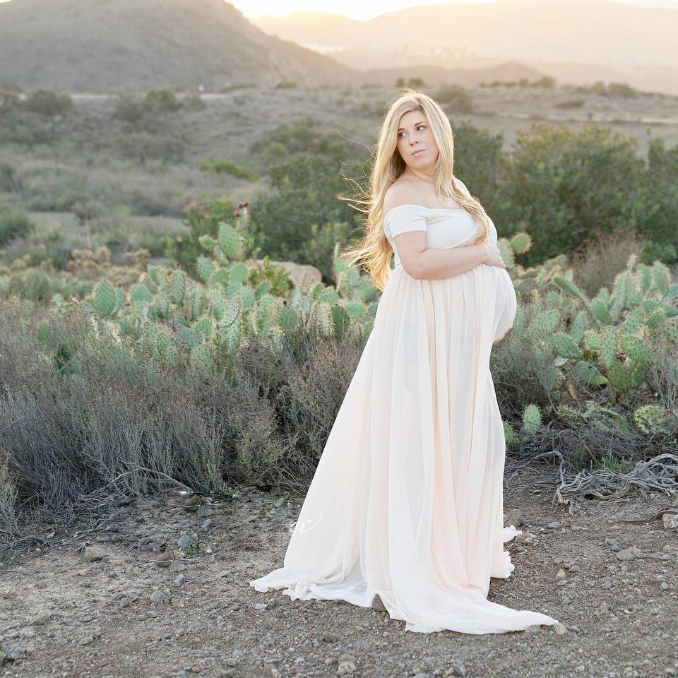 Maternity Dresses for Photoshoot
