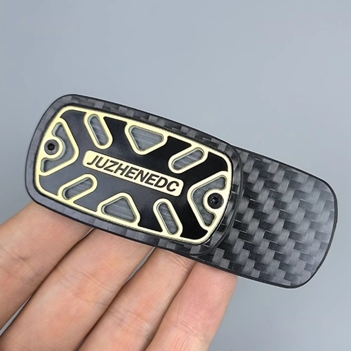 DC Taibao Black Gold Fingertip Gyro Push Card Decompression Toy