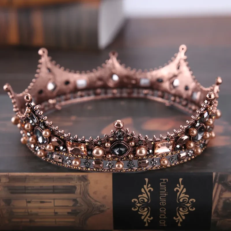 Baroque queen crown