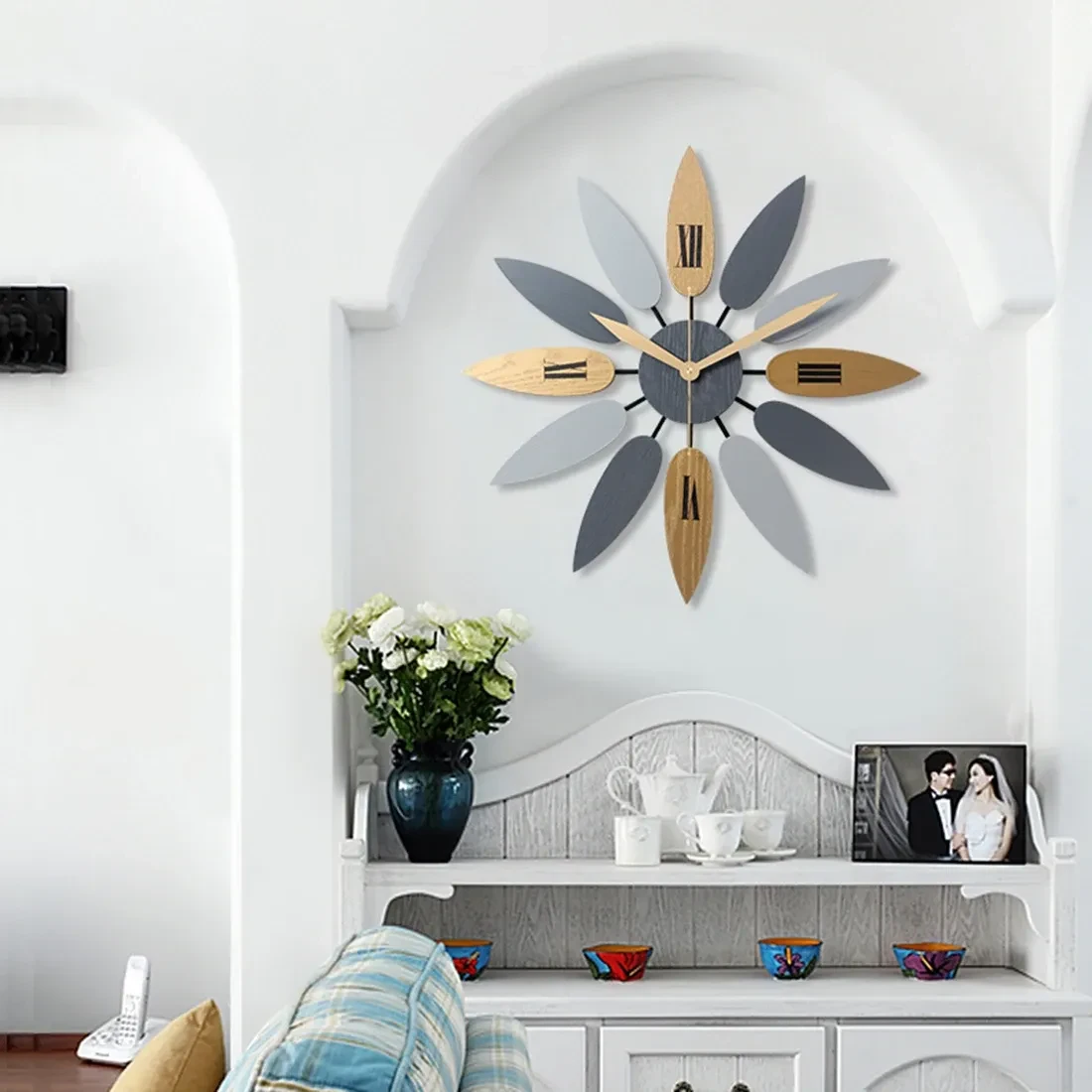 Simple living room bedroom wall clock
