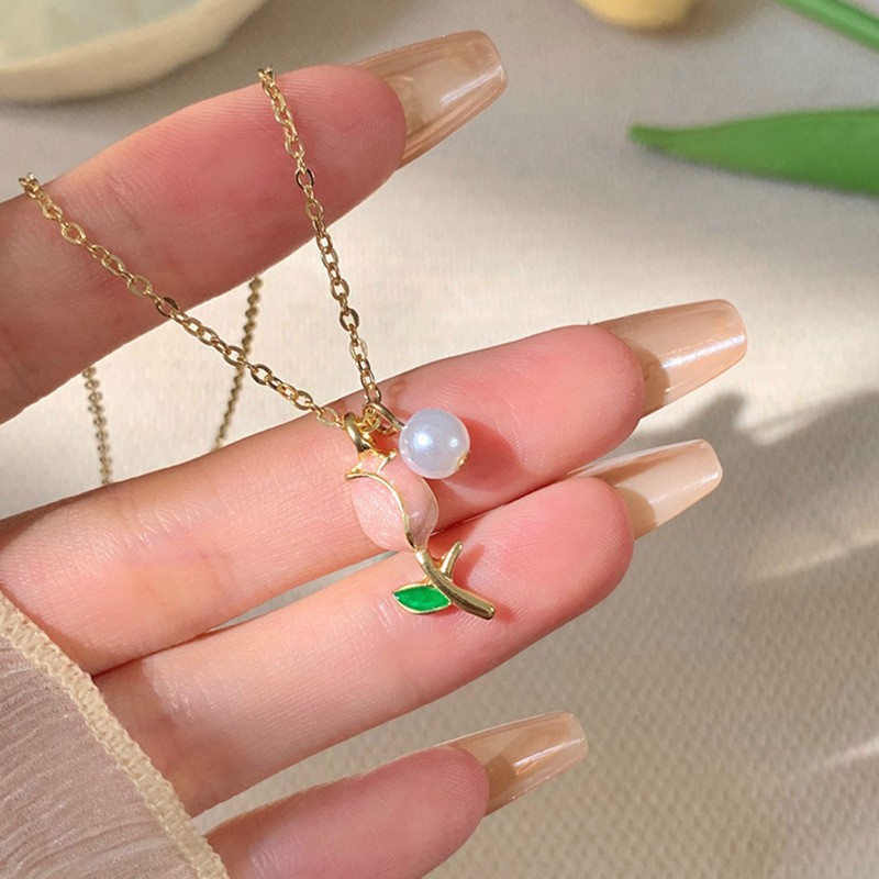 Tulip Pearl Necklace Clavicle Chain