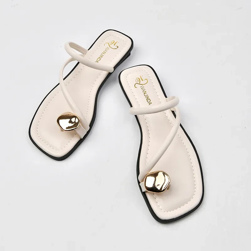Women's Chunky Heel Small Golden Button Toe Covering Outdoor Slippers