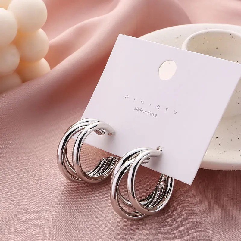 Hot Sale Statement Vintage Clip-on Earrings Without Piercing for Women