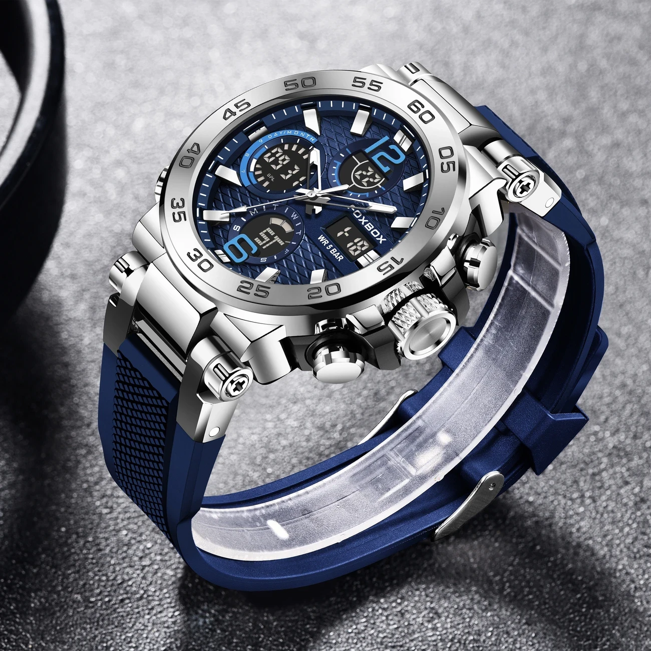 Mens Dual Display Digital Military Quartz Watch: Precision, Durability, and Multifunctionality