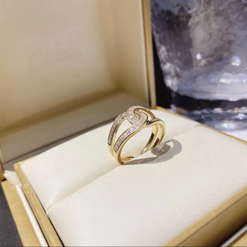 The New Trend Micro Set Zircon Exquisite Opening Ring