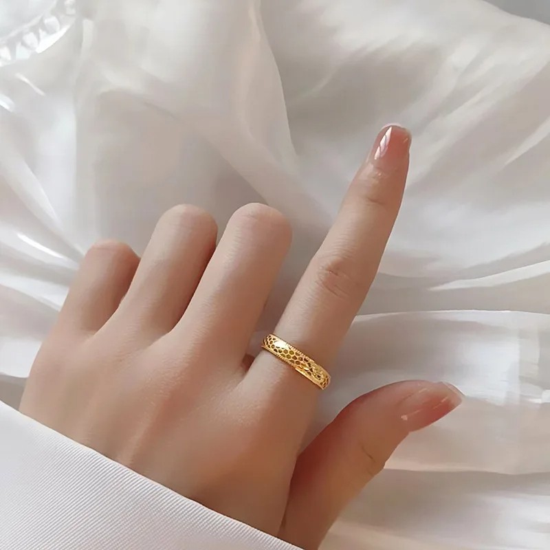 Stainless Steel Rings for Men and Women Gold Color 4mm Honeycomb Shape