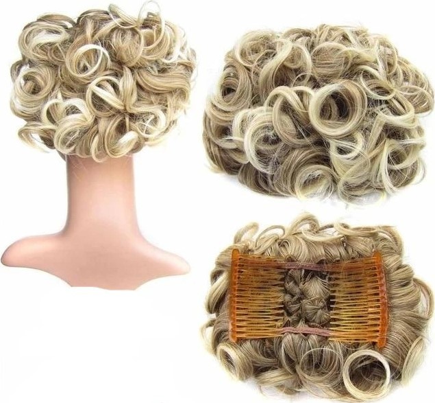 Retro Hairstyle Bun