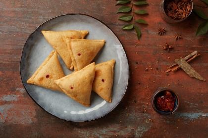 Samosa Lamb Large Oven Ready