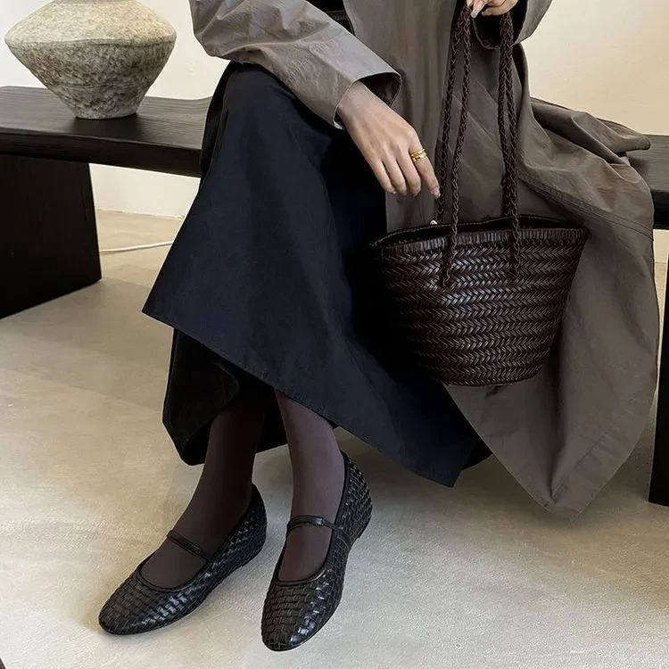 Womens Flat Shoes