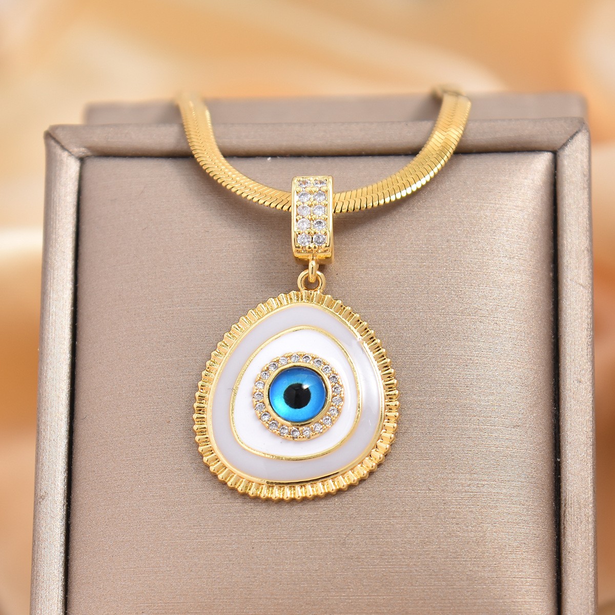 Micro Inlaid Zircon Blue Eye Temperament Entry Lux Niche Design Necklace