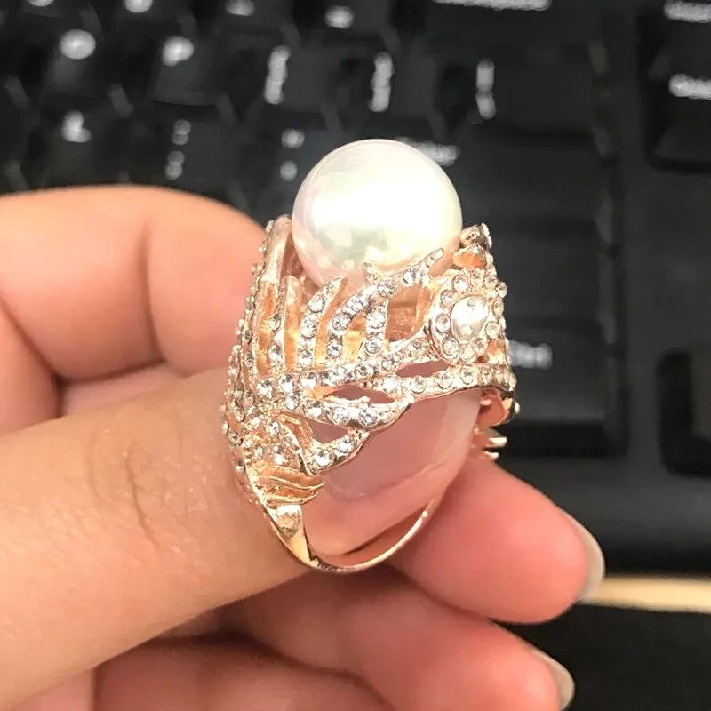 Pearl Ring