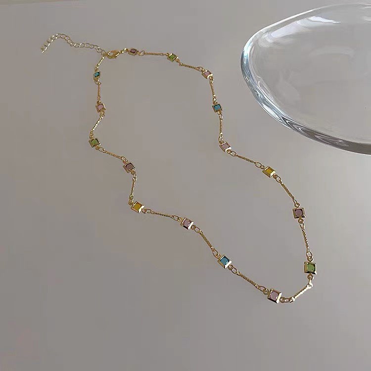 Square Color Fine Clavicle Chain Necklace Light Luxury