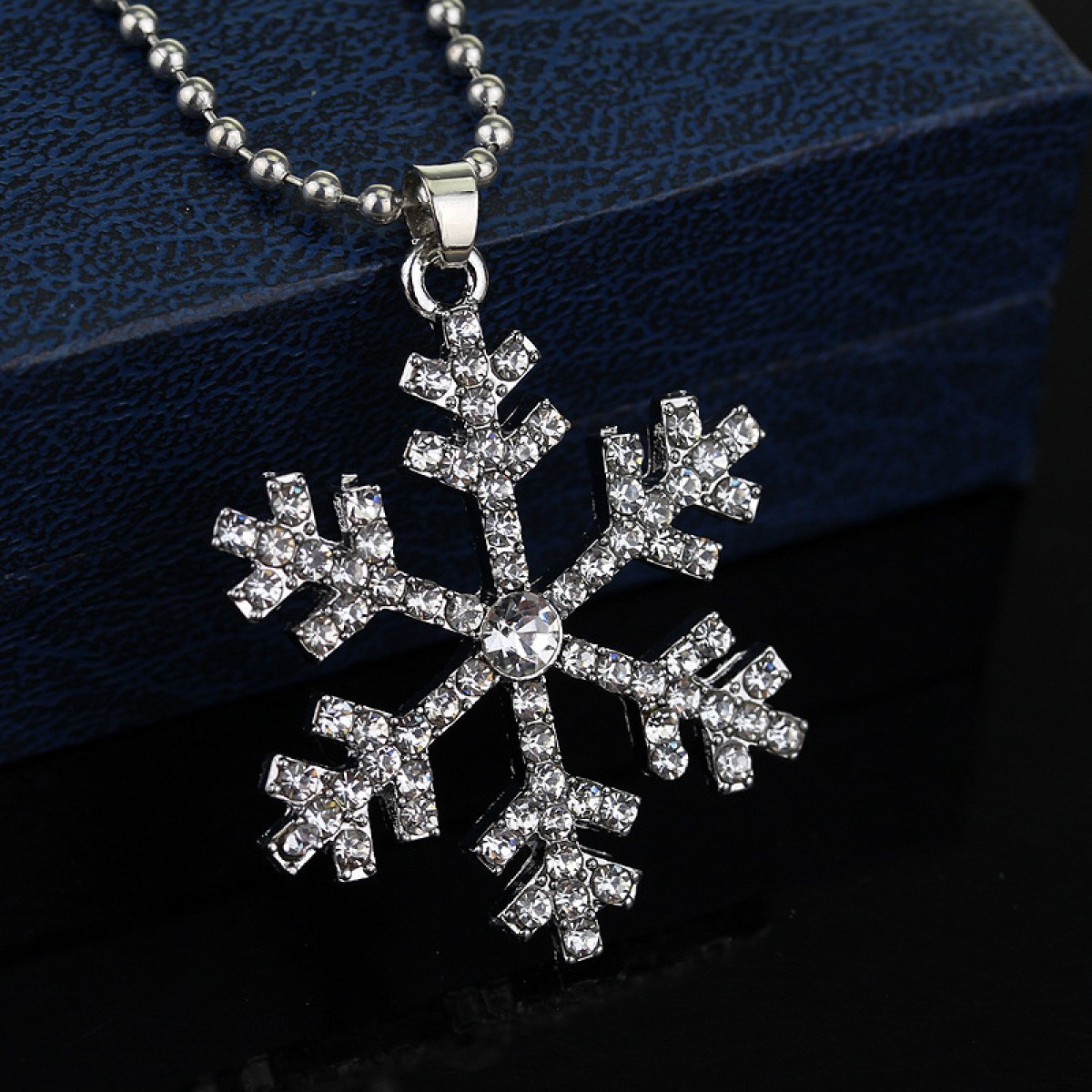 Romantic Christmas Presents Boyfriend