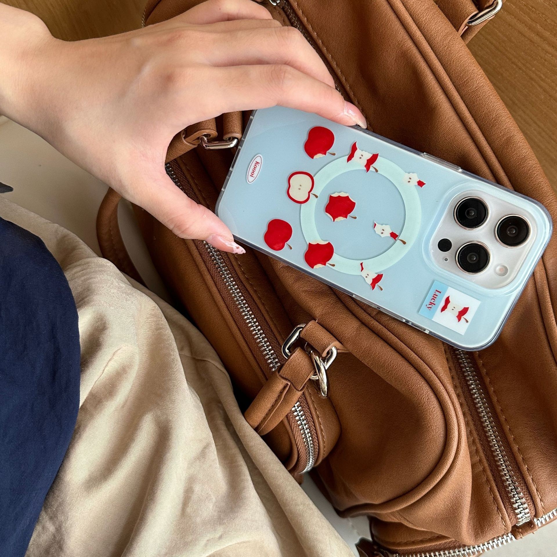 Simple Blue Background Magnetic Pendant Phone Case