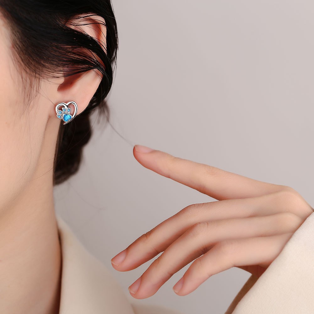 Heart-shaped Blue Heart-shaped Zircon Stud Earrings Small
