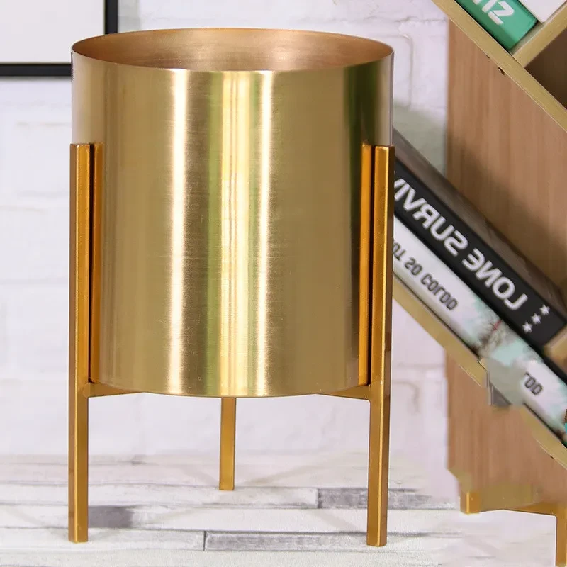 Metal Art Planters