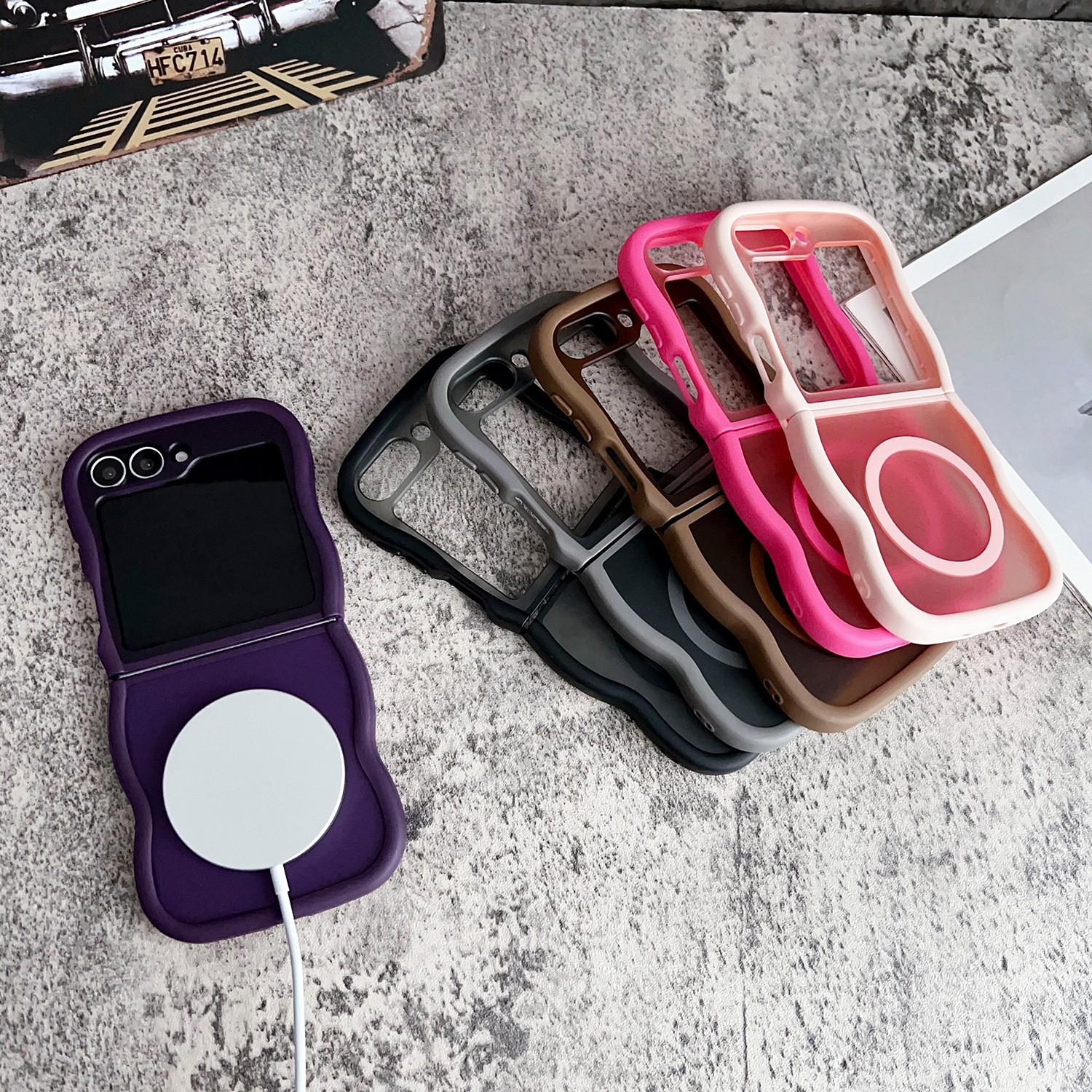 Magnetic Phone Case Foldable Screen Transparent Color All-inclusive Protective Cover