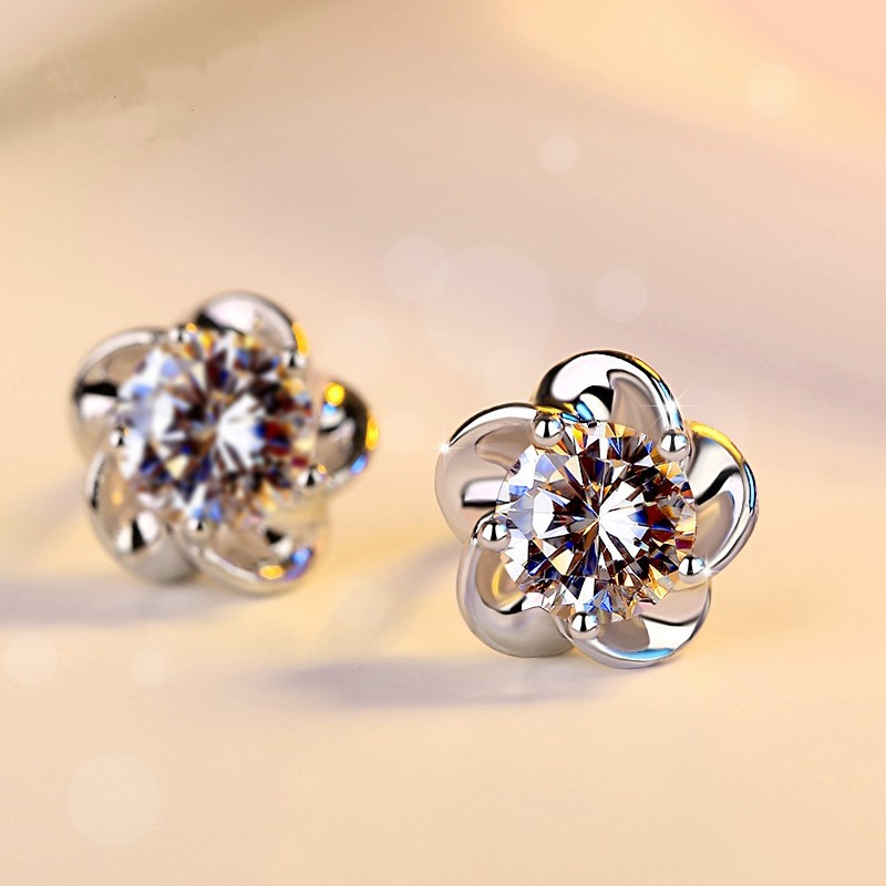White Copper Silver-plated Peach Blossom Temperament Earrings