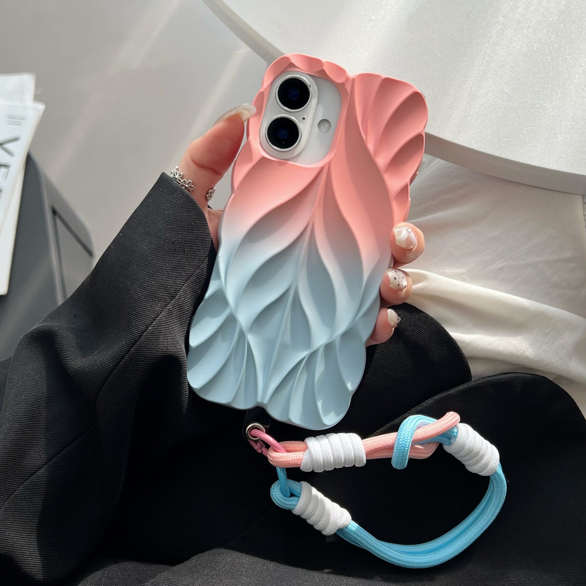 Personalized Ins Style Leaf Pattern Gradient Phone Case