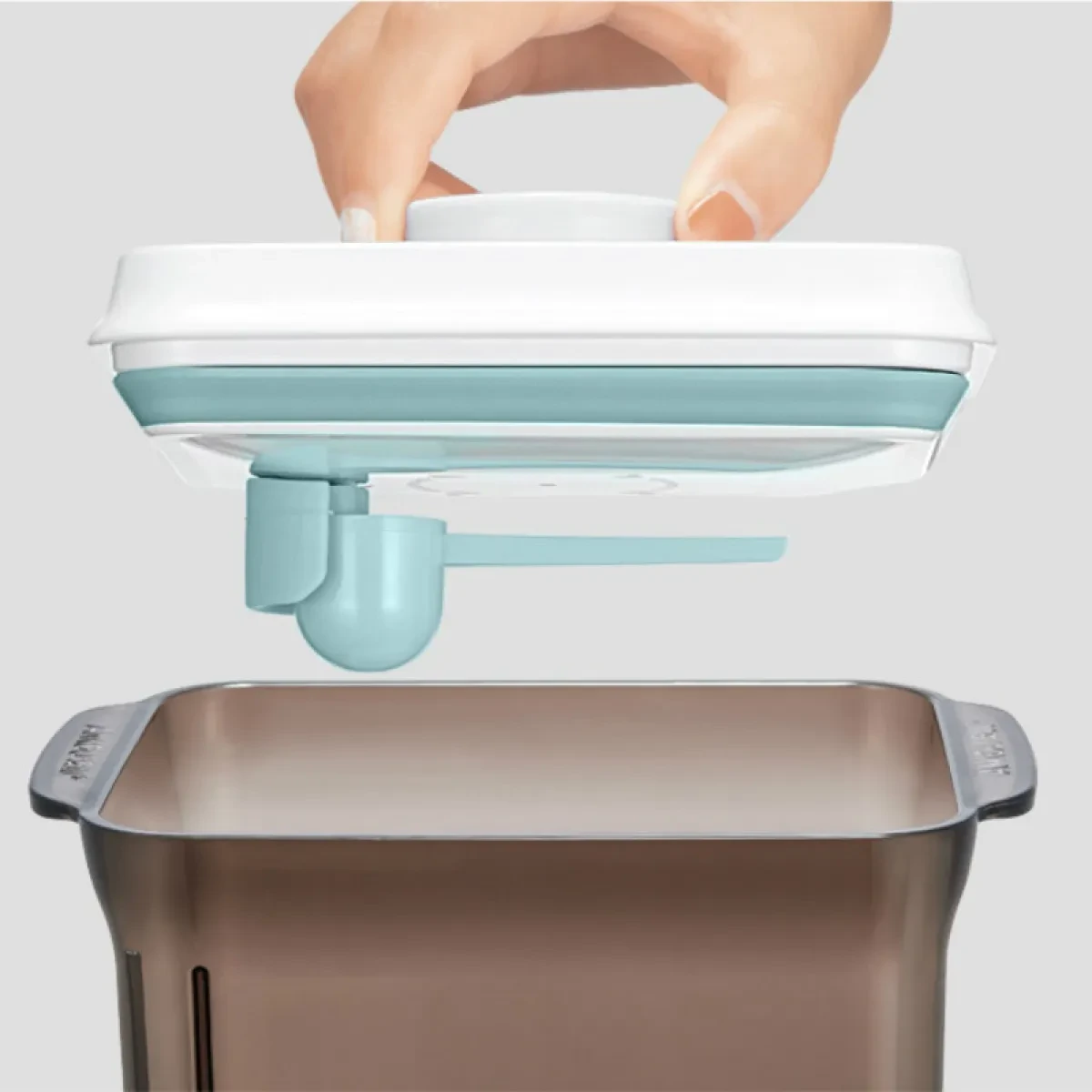Powder Pot