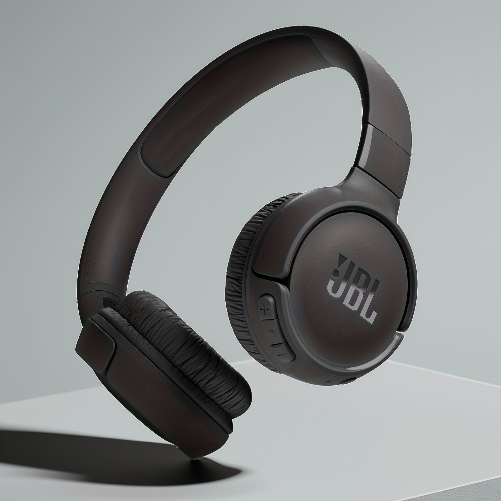 JBL Tune 520BT Wireless Headphones Pure Sound, Wireless Freedom