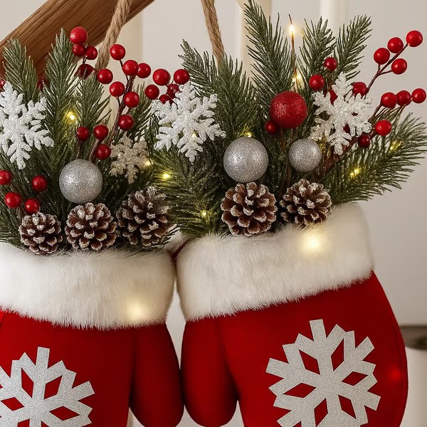 Christmas Garland Creative Glove Shaped Simulated Flower Wreath for Festive Decor