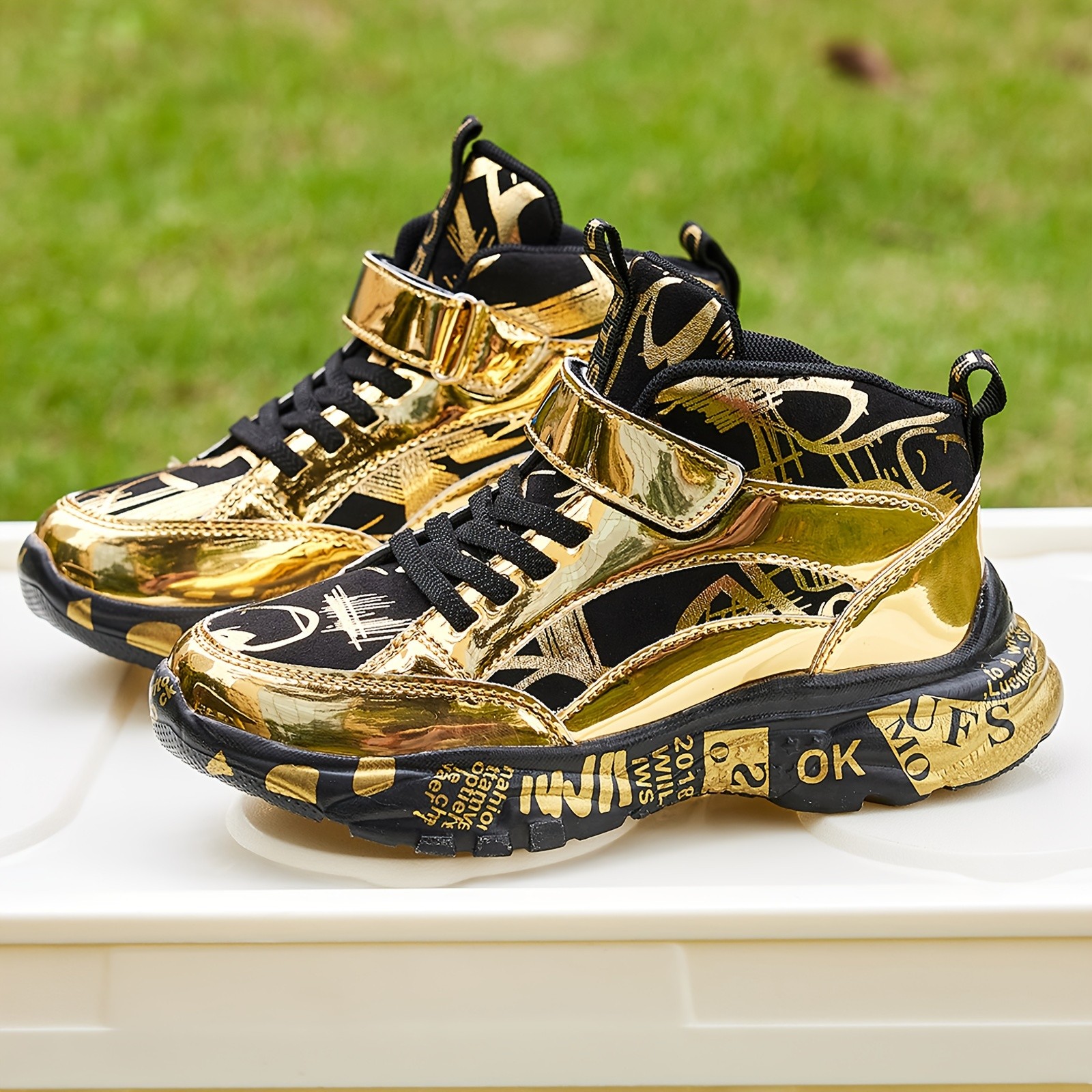 Boys' and Girls' Outdoor Running Shoes