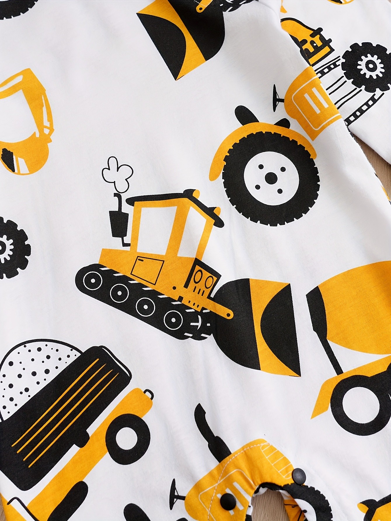 YIERYING Yellow Construction Vehicle Printed Long-Sleeve Onesie for Babies