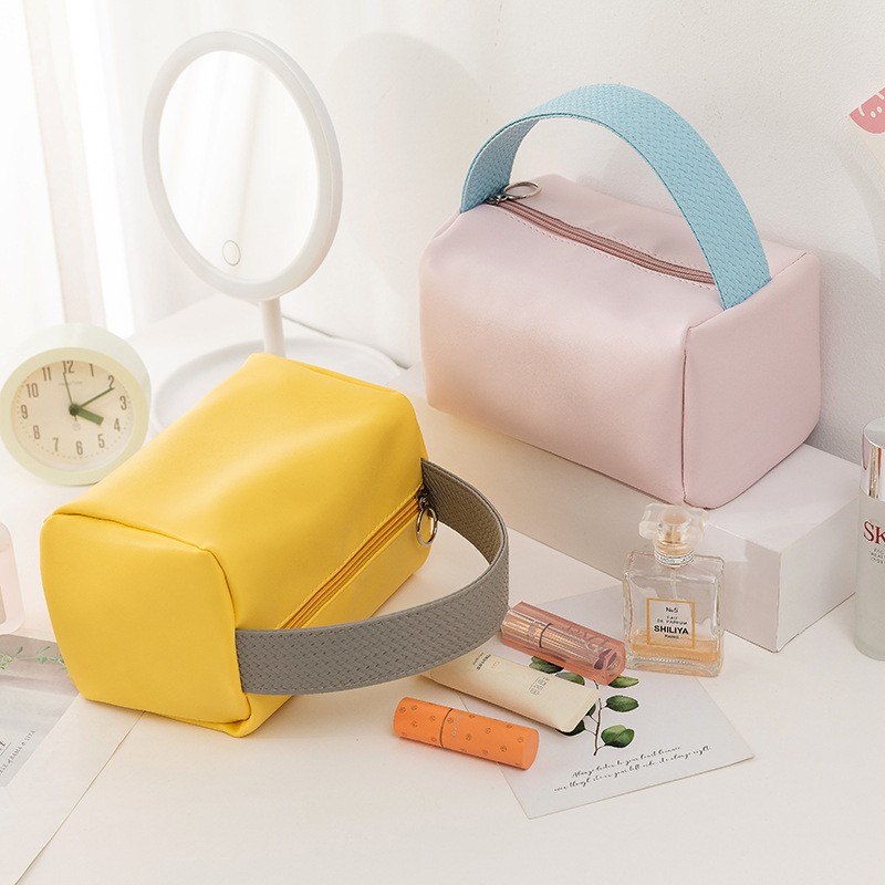 Portable Cosmetic Bag